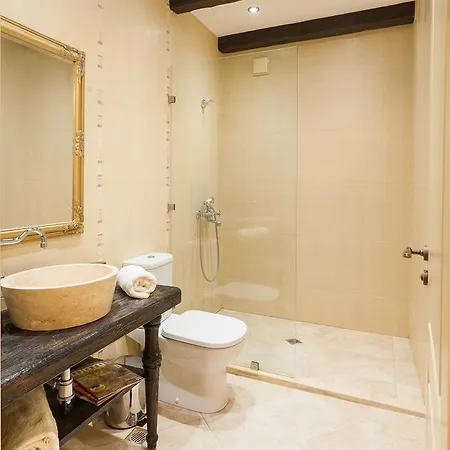Coral Luxury Villas Marie